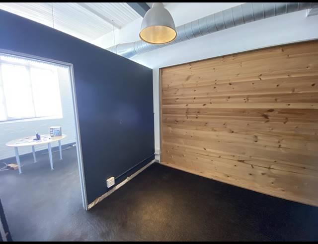 53M² OFFICE TO LET IN GARDENS